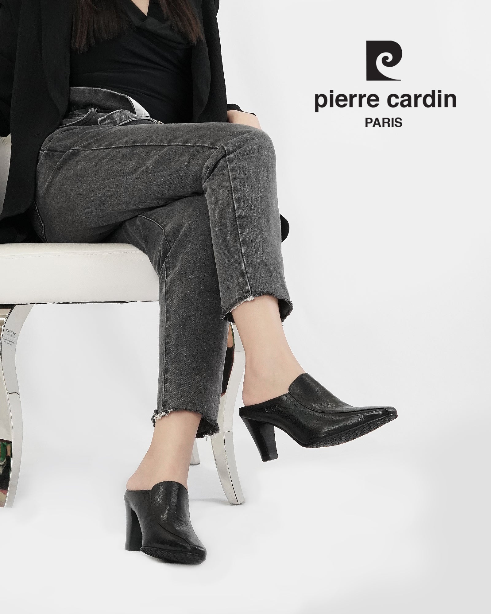 Pierre Cardin Muse ស្បែកជើងកែងខ្ពស់ពណ៌ក្រហម ម៉ូដែល 23SC302