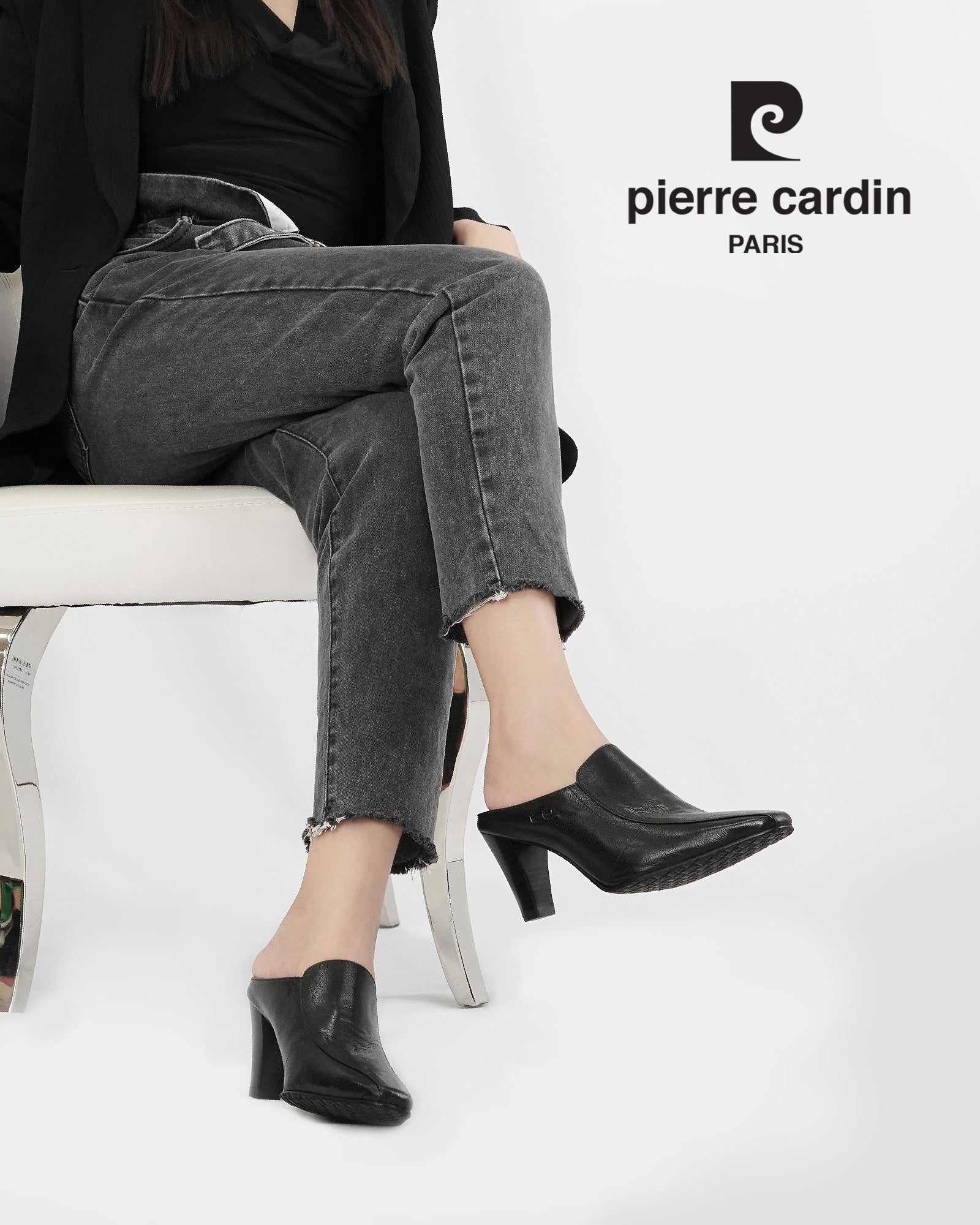 Pierre Cardin Muse ស្បែកជើងកែងខ្ពស់ពណ៌ក្រហម ម៉ូដែល 23SC302