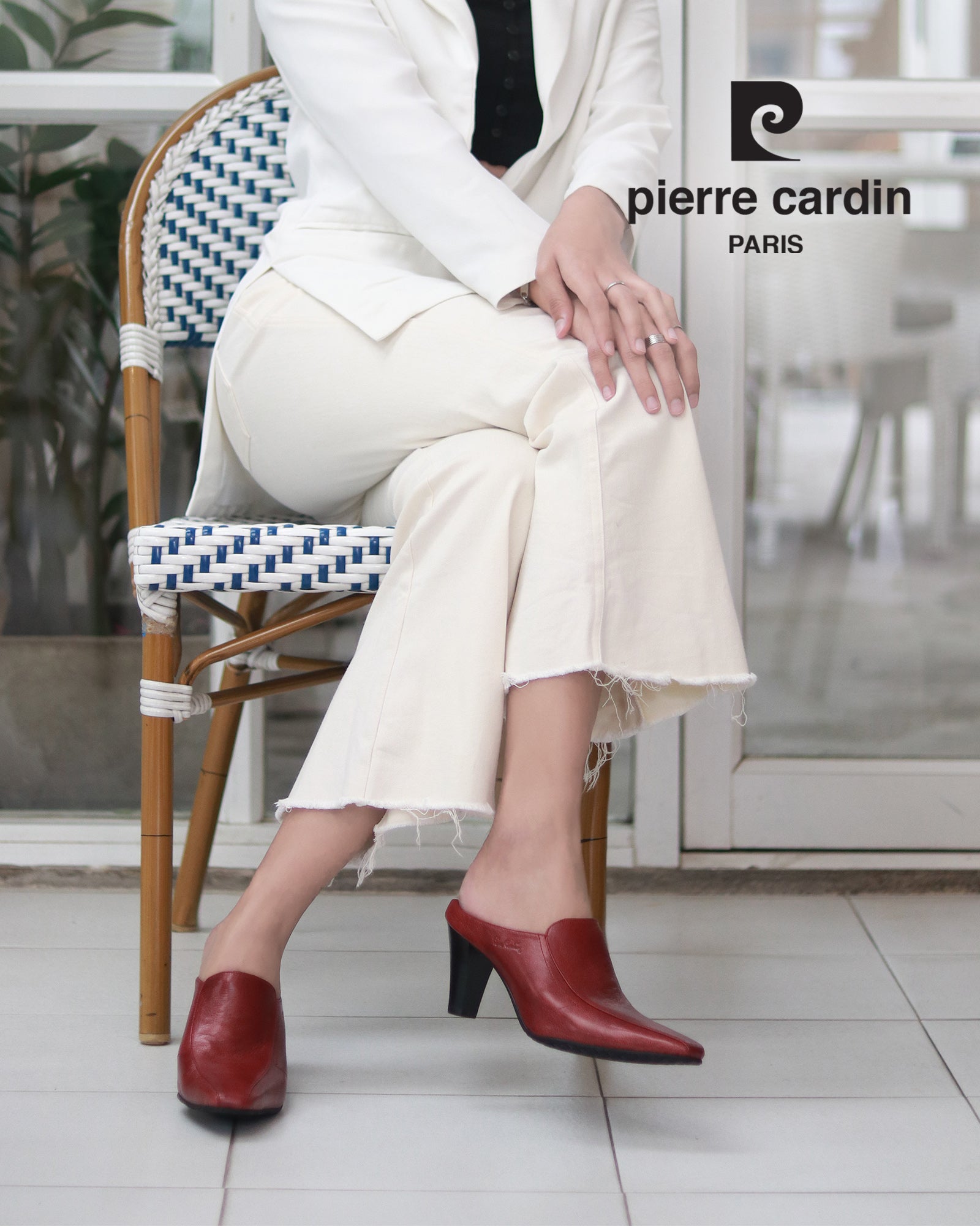 Pierre Cardin Muse ស្បែកជើងកែងខ្ពស់ពណ៌ក្រហម ម៉ូដែល 23SC302