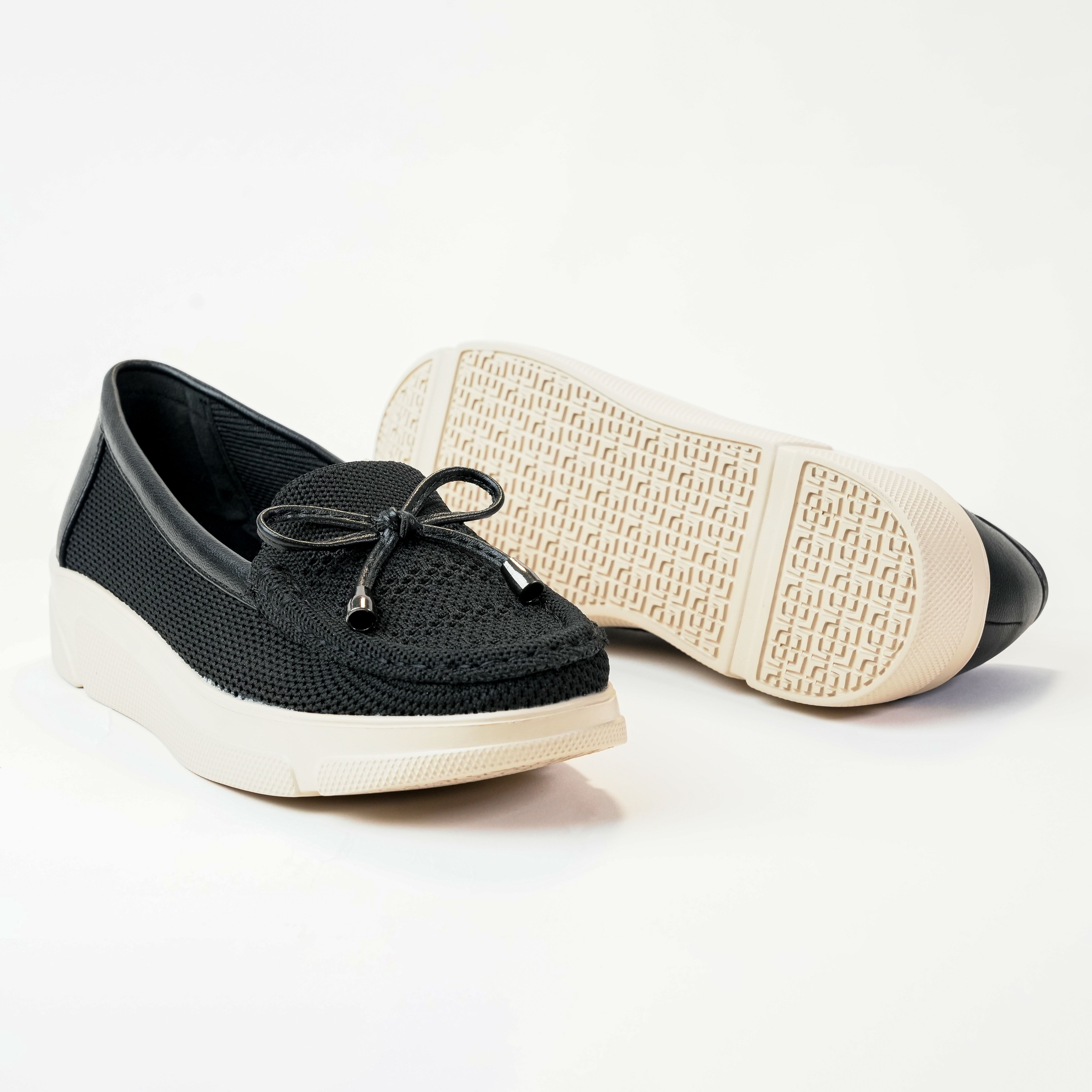 รองเท้า Loafer ผู้หญิง Pierre Cardin ผ้า Knit ผสมหนังสังเคราะห์ น้ำหนักเบา ระบายอากาศดี ใส่สบาย สไตล์โมเดิร์น – Women Shoes 55VD181