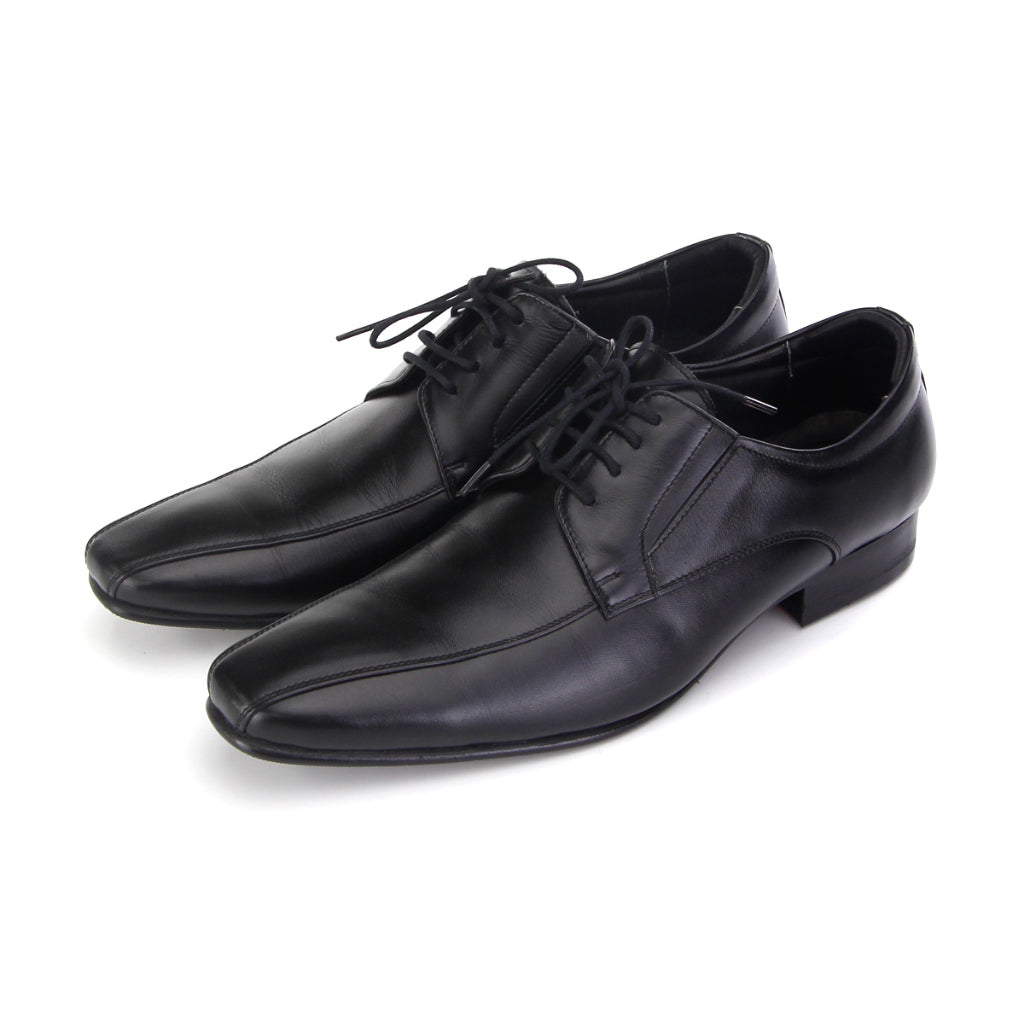 Pierre Cardin รองเท้าผู้ชาย รองเท้าหนังแบบผูกเชือก นุ่มสบาย ผลิตจากหนังแท้ สีดำ รุ่น 80TD116