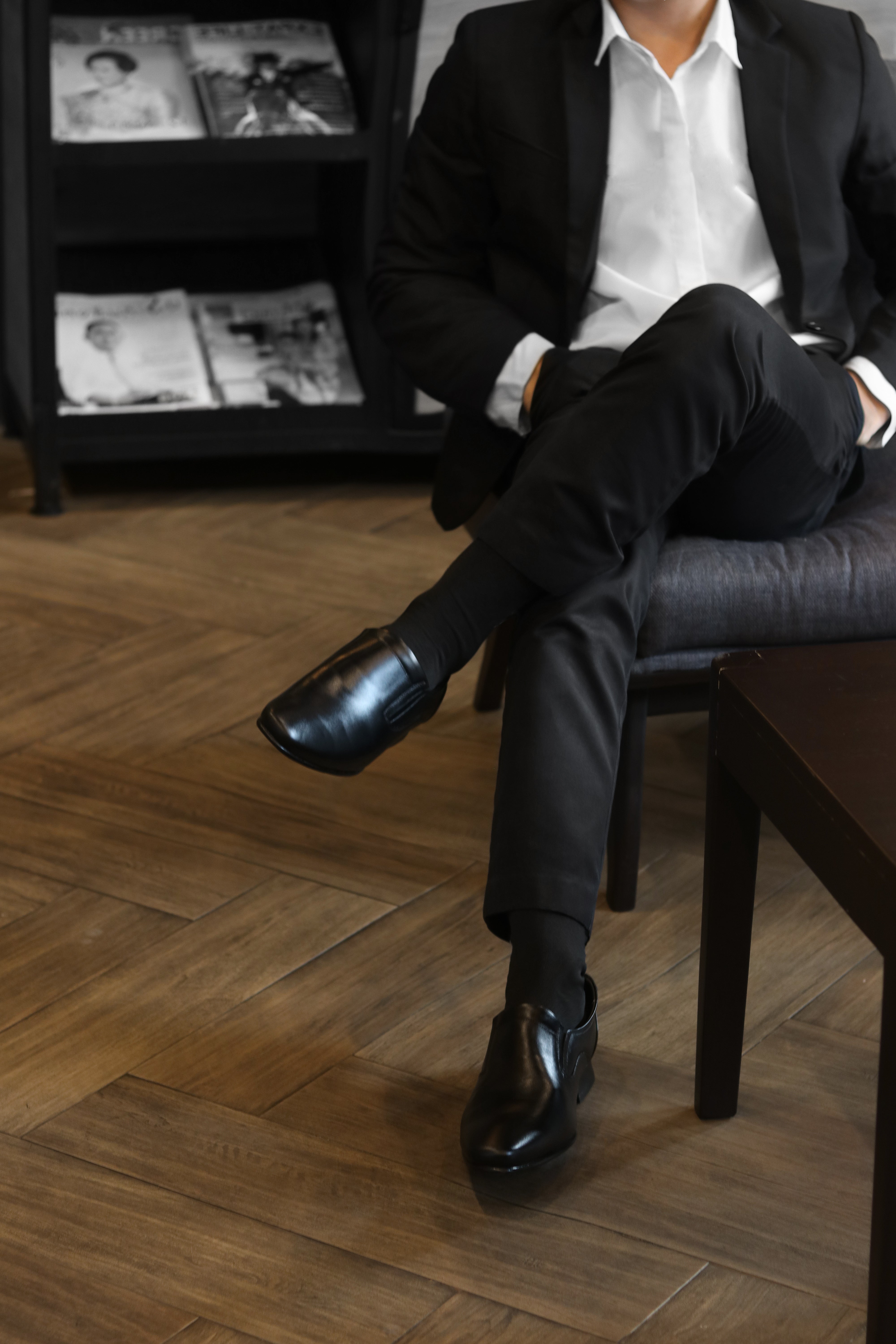 ស្បែកជើងបុរស Pierre Cardin ស្បែកជើងផ្លូវការ ស្បែកជើងផ្លូវការ ទន់ស្រួលពាក់ ផលិតពីស្បែកសុទ្ធ ពណ៌ខ្មៅ ទំហំ 40, 41, 42, 43, 44, ម៉ូដែល 80TD118