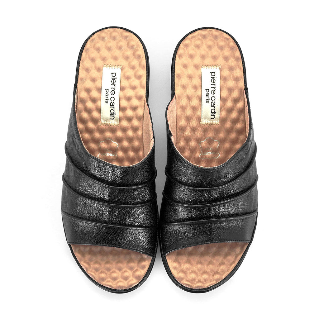 ស្បែកជើងនារី Pierre Cardin ស្បែកជើងប៉ាតា ស្បែកជើងផ្ទាត់ ទន់ស្រួលពាក់ ផលិតពីស្បែកសុទ្ធ ម៉ាក Berry Red ម៉ូឌែល 20SS230 