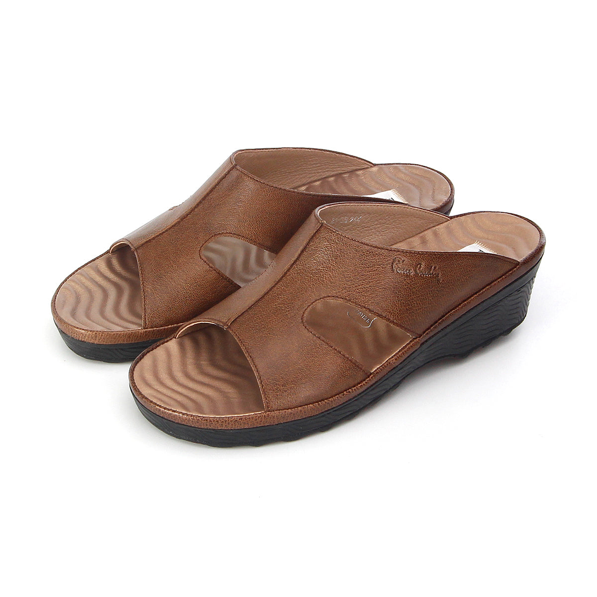 ស្បែកជើងនារី Pierre Cardin ស្បែកពិតប្រាកដ ទន់ស្រួលពាក់ ស្ទីលរអិល/មានខ្សែ ពណ៌ត្នោតខ្ចី ម៉ូដែល 21SS244 