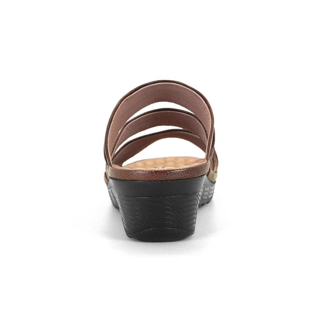 ស្បែកជើងនារី Pierre Cardin ស្បែកជើងប៉ាតា ស្បែកជើងផ្ទាត់ ទន់ស្រួលពាក់ ផលិតពីស្បែកសុទ្ធ ពណ៌ត្នោត ម៉ូដែល 22SS254 