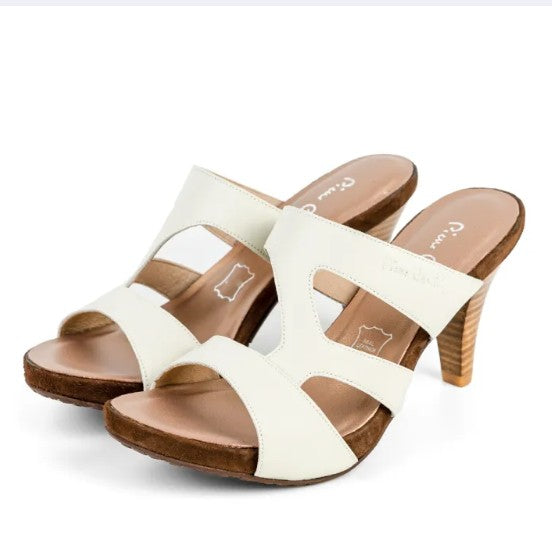 ស្បែកជើងនារី Pierre Cardin កែងជើងខ្ពស់ កែងជើងខ្ពស់ ទន់ស្រួលពាក់ ផលិតពីស្បែកពិតប្រាកដ ម៉ូដែល 23SS299 