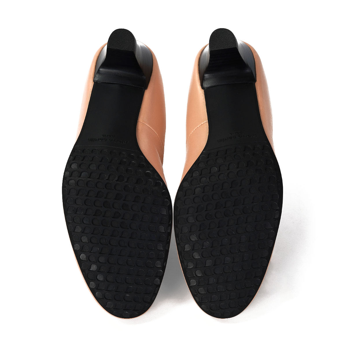 ស្បែកជើងនារី Pierre Cardin កែងជើងខ្ពស់បូមទឹក ទន់ស្រួលពាក់ ផលិតពីស្បែកសុទ្ធ ខ្មៅរលោង ម៉ូដែល 24SD323 
