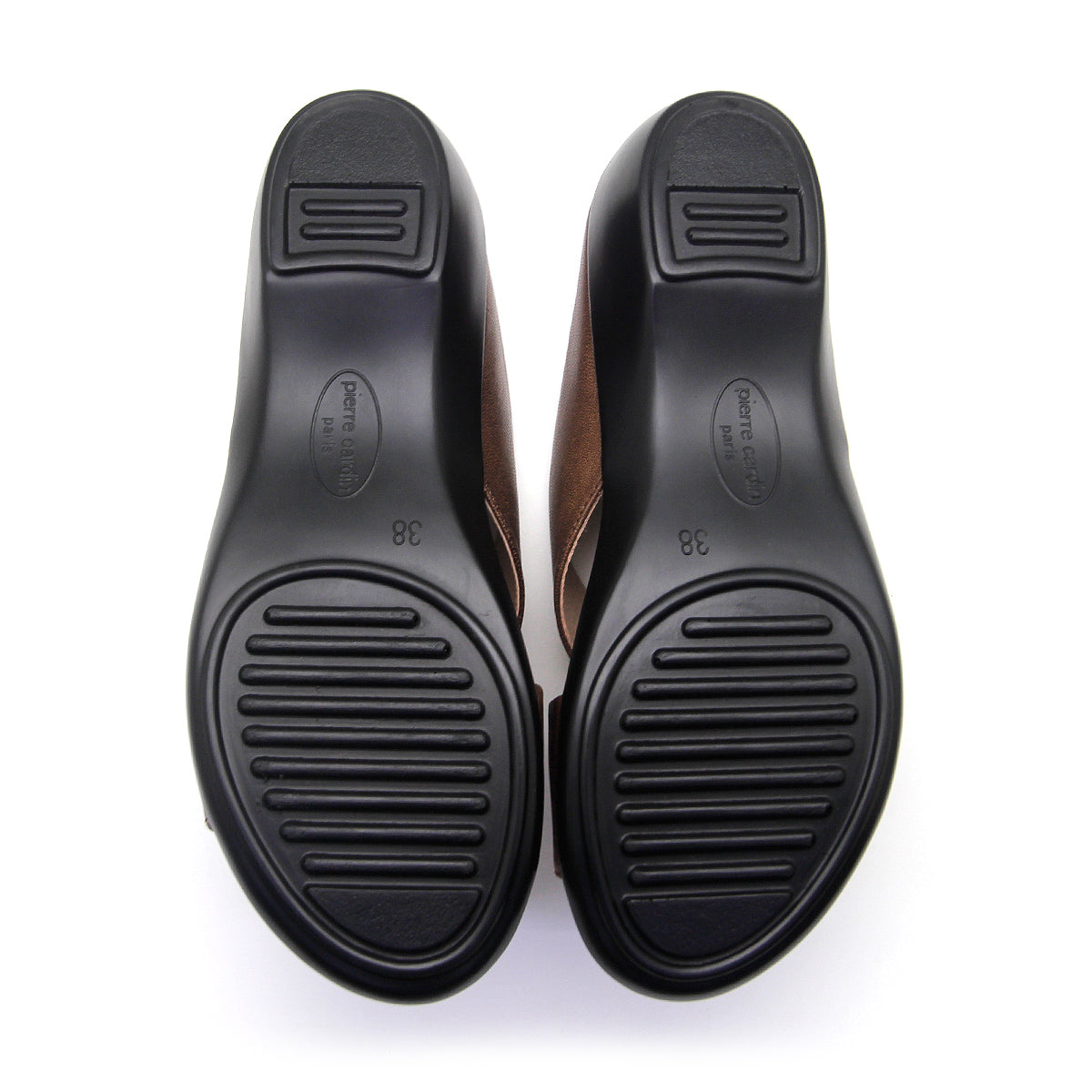 Pierre Cardin รองเท้าผู้หญิง ลำลอง ส้นแบน นุ่มสบาย ผลิตจากหนังแท้ สีดำ รุ่น 24WS362