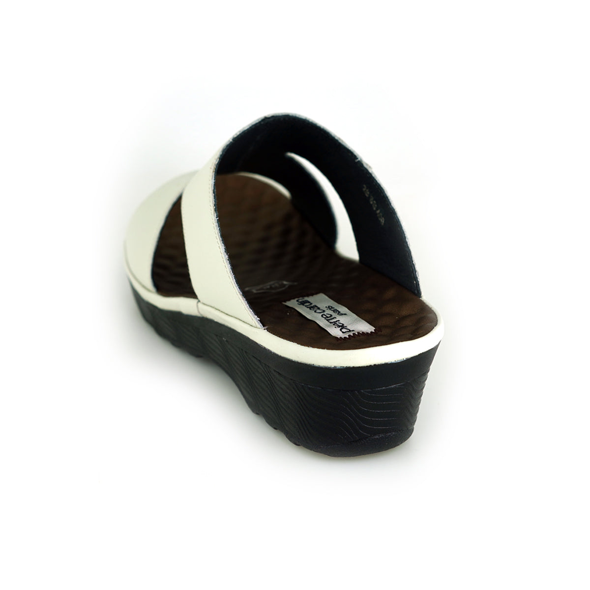 ស្បែកជើងនារី Pierre Cardin ស្បែកសុទ្ធ ទន់ស្រួលពាក់ មានខ្សែរ ពណ៌ស ម៉ូដែល 26SS409 
