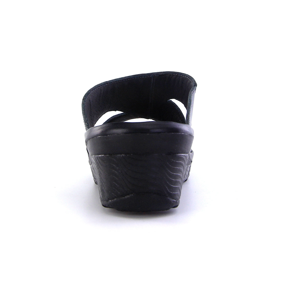 ស្បែកជើងនារី Pierre Cardin ស្បែកសុទ្ធ ទន់ស្រួលពាក់ មានខ្សែរ ពណ៌ស ម៉ូដែល 26SS409 