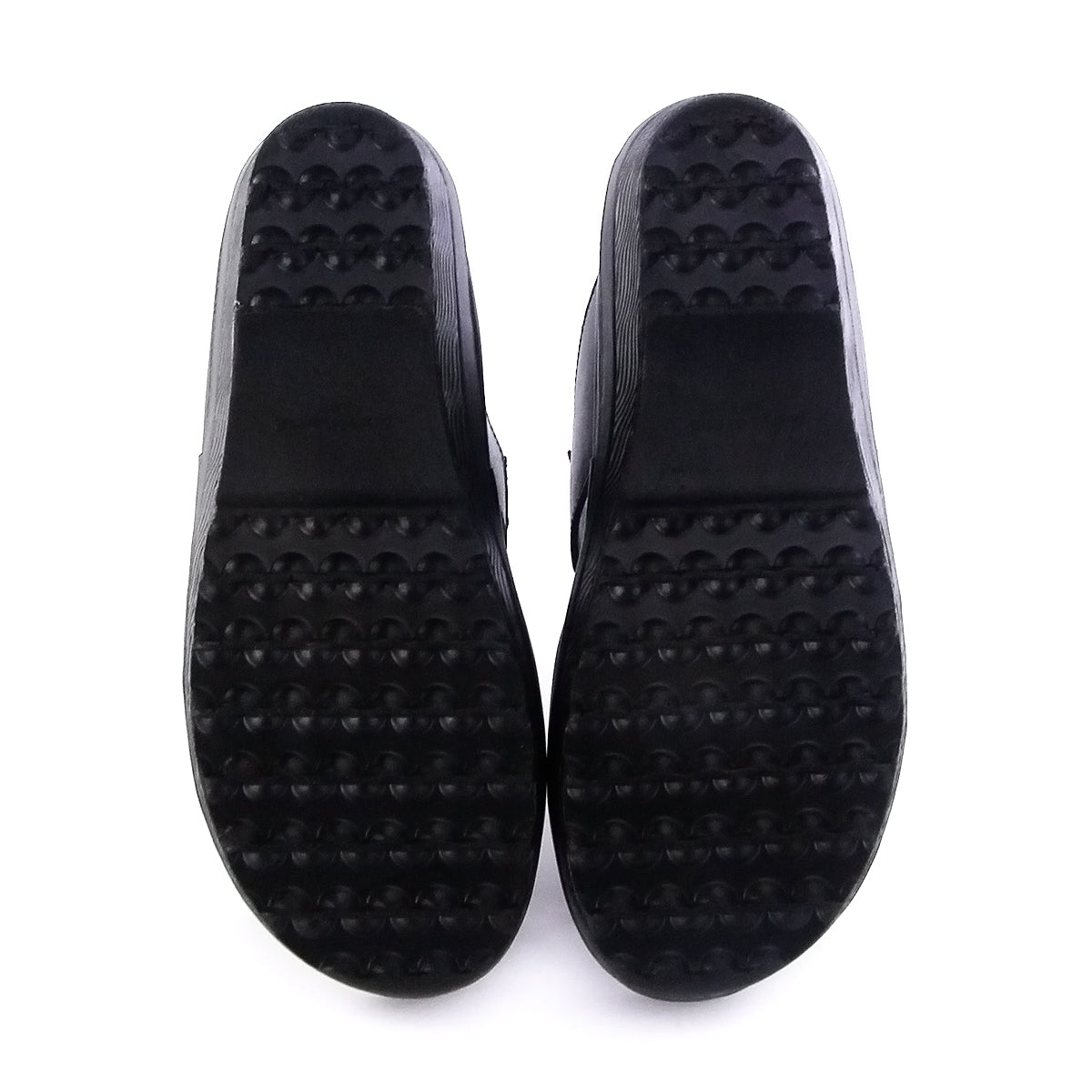 ស្បែកជើងនារី Pierre Cardin ស្បែកសុទ្ធ ទន់ស្រួលពាក់ មានខ្សែរ ពណ៌ស ម៉ូដែល 26SS409 