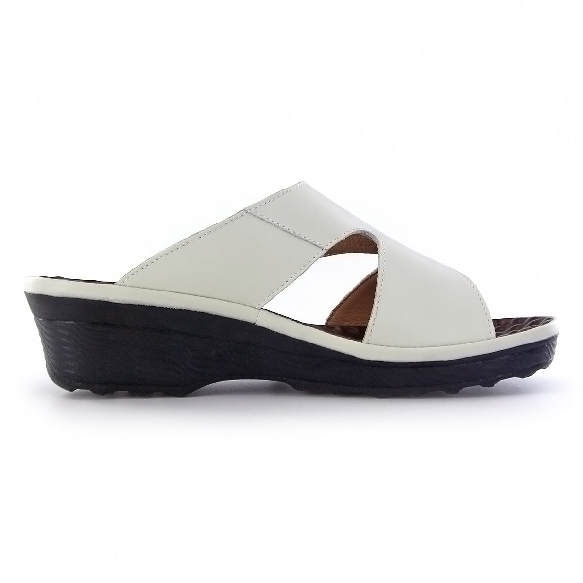 ស្បែកជើងនារី Pierre Cardin ស្បែកសុទ្ធ ទន់ស្រួលពាក់ មានខ្សែរ ពណ៌ស ម៉ូដែល 26SS409 