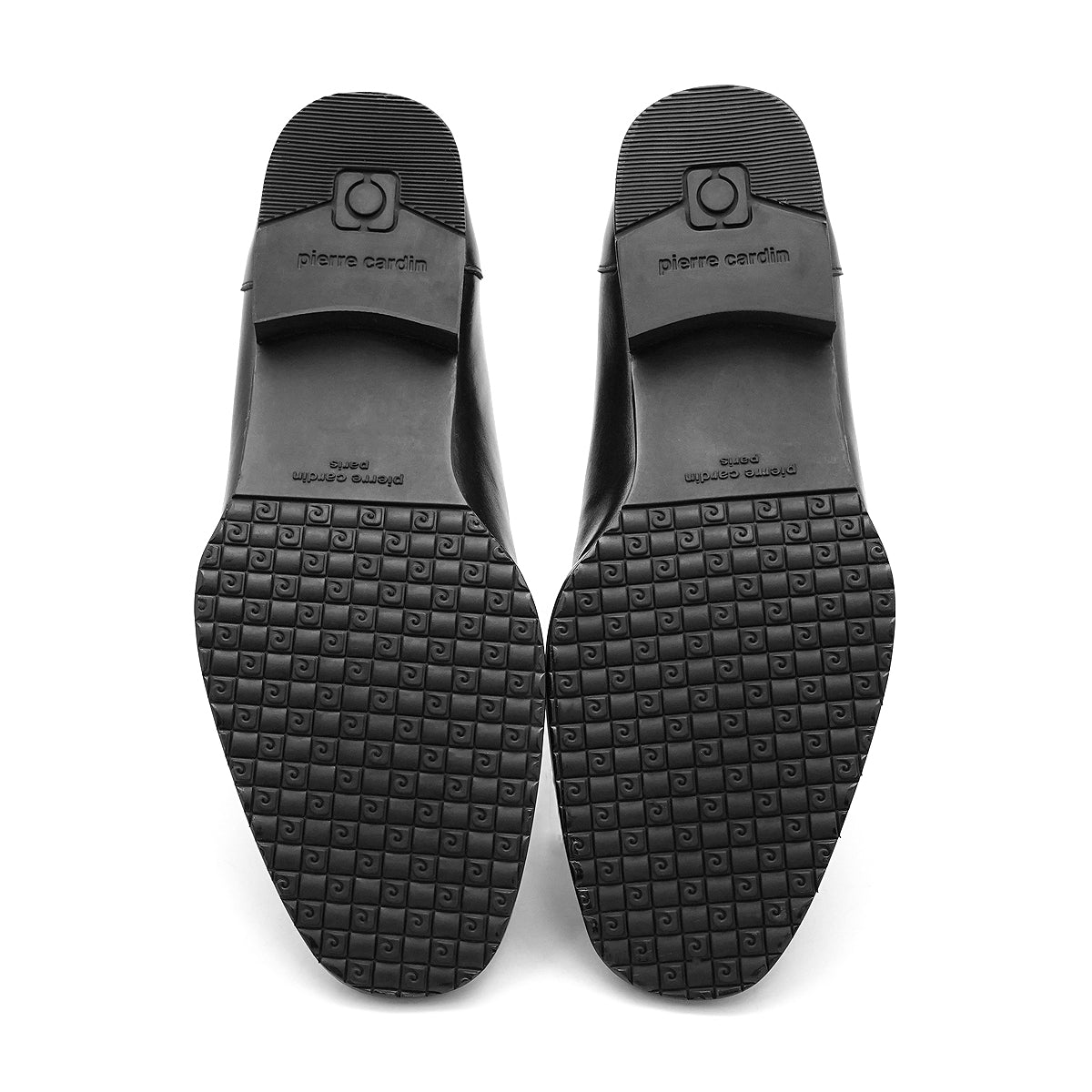 ស្បែកជើងកែងរបស់ស្ត្រី Pierre Cardin ផលិតពីស្បែកសុទ្ធ ពណ៌ខ្មៅ ម៉ូដែល 30TC113