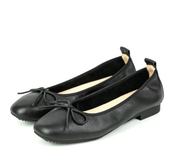 ស្បែកជើងនារី Pierre Cardin ស្បែកជើងសំប៉ែត ស្បែកជើងរាំរបាំបាឡេ ទន់ស្រួលពាក់ ផលិតពីស្បែកពិតប្រាកដ ម៉ូដែល 52AD145 