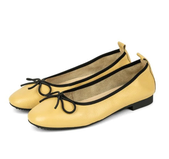 ស្បែកជើងនារី Pierre Cardin ស្បែកជើងសំប៉ែត ស្បែកជើងរាំរបាំបាឡេ ទន់ស្រួលពាក់ ផលិតពីស្បែកពិតប្រាកដ ម៉ូដែល 52AD145 