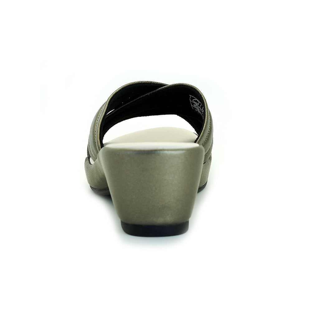 ស្បែកជើងនារី Pierre Cardin ស្បែកជើងប៉ាតាសុខភាព ទន់ស្រួលពាក់ ផលិតពីស្បែកសុទ្ធ ប្រផេះ ម៉ូដែល 53BS151 